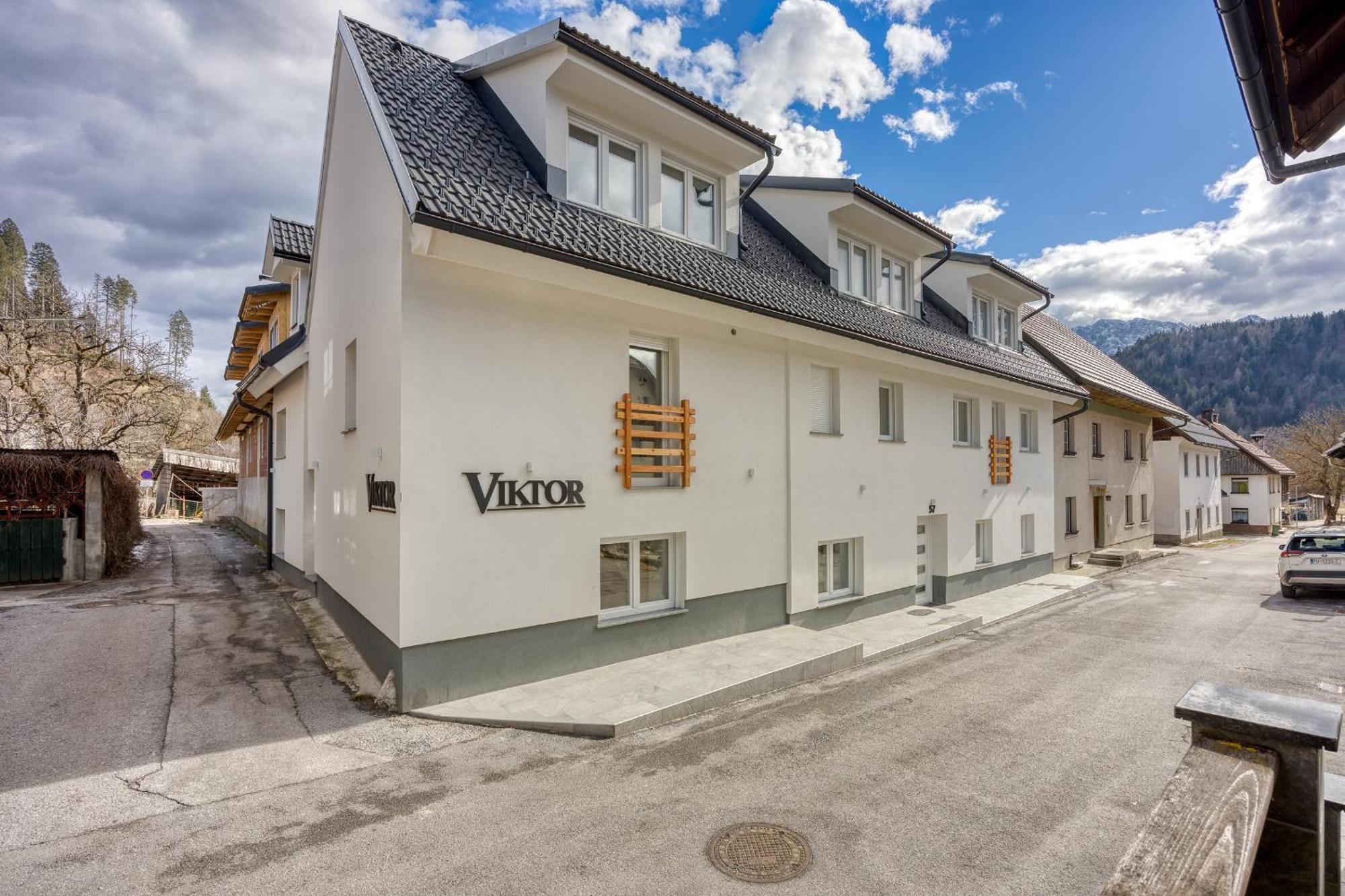 Apartments Viktor Rateče エクステリア 写真