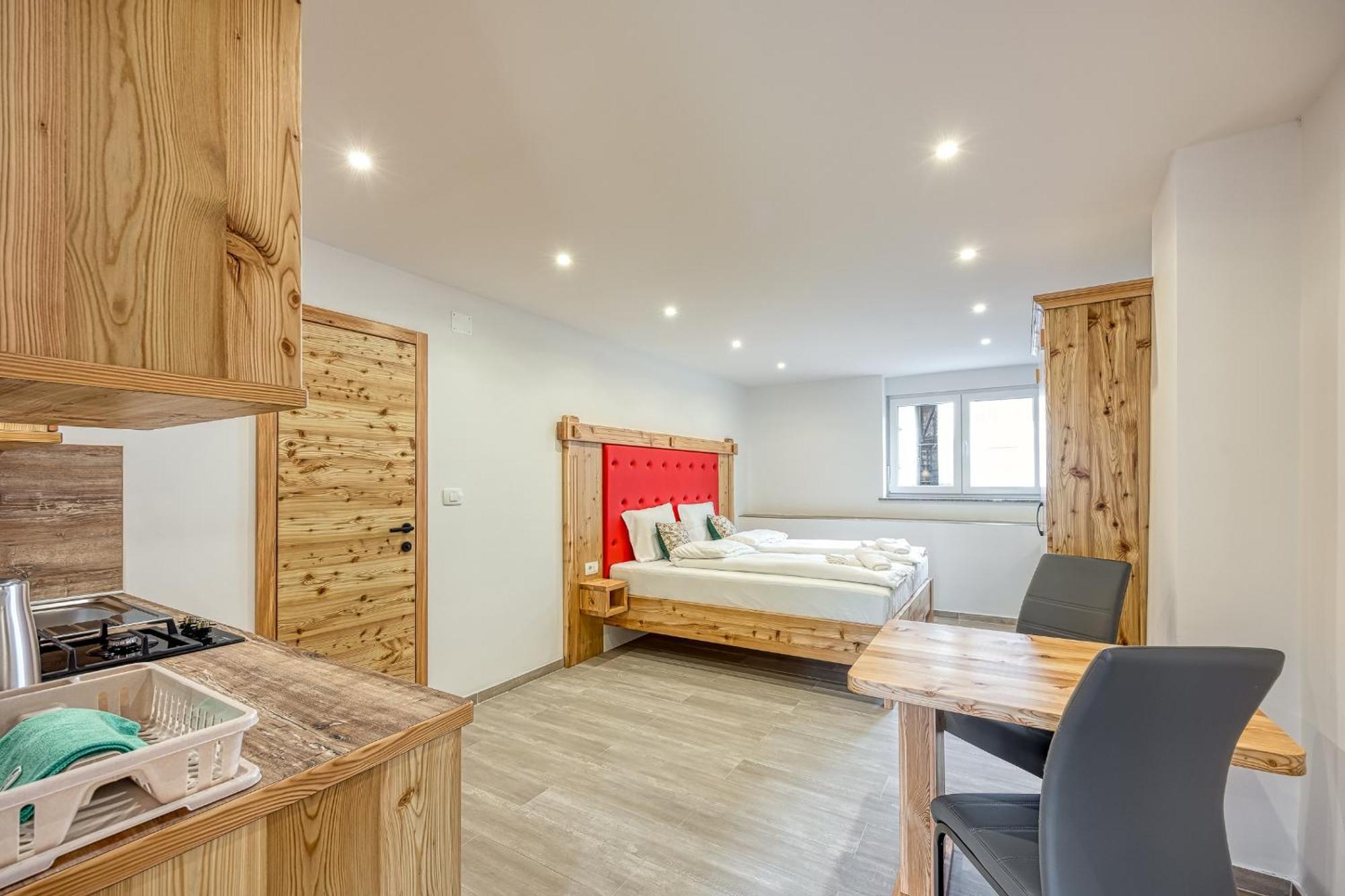 Apartments Viktor Rateče 部屋 写真