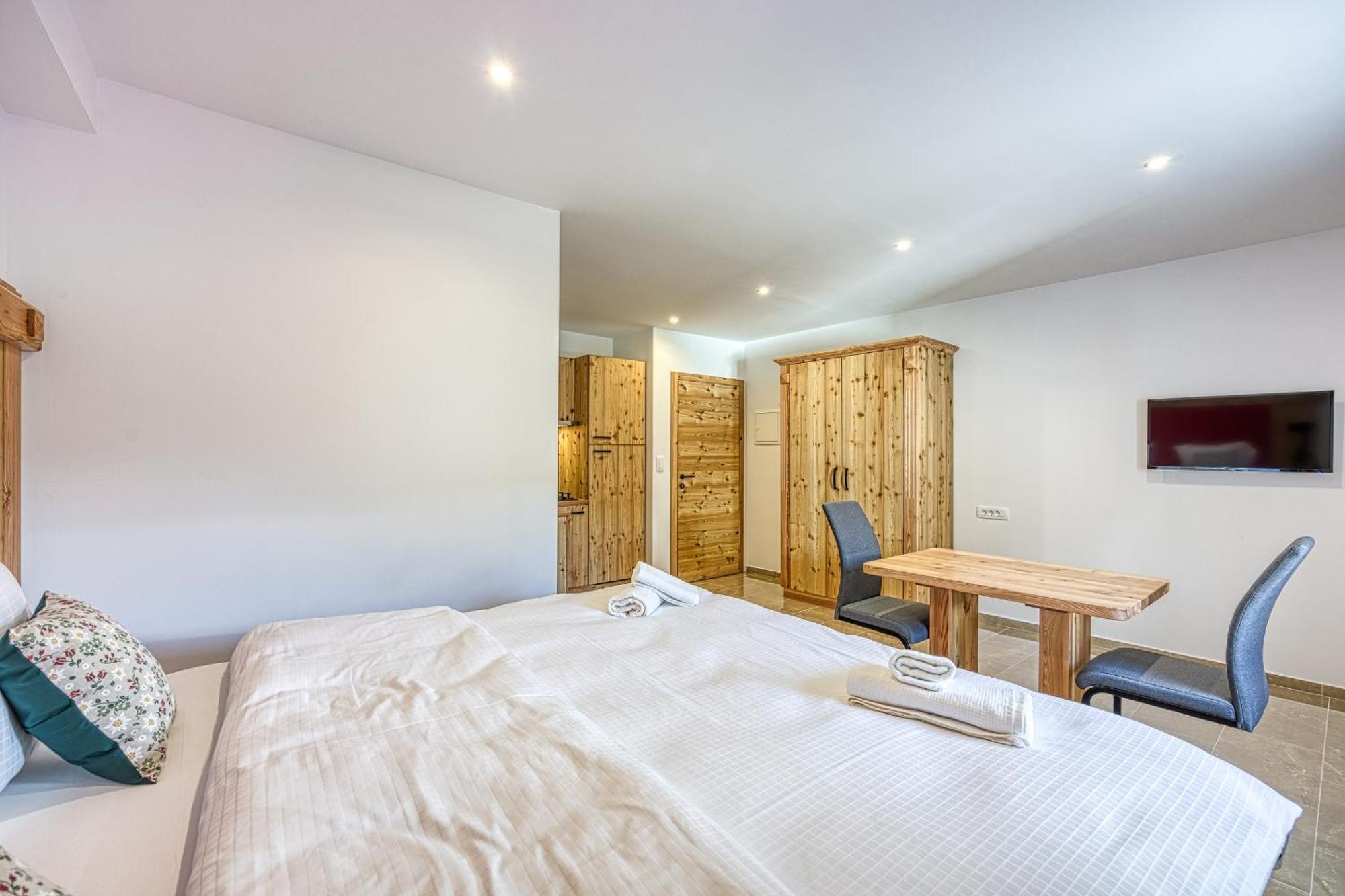 Apartments Viktor Rateče 部屋 写真