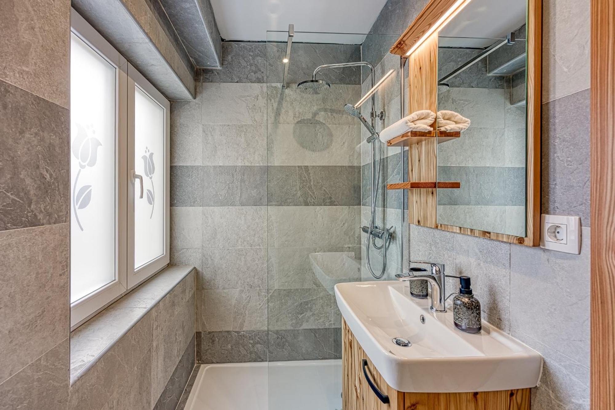 Apartments Viktor Rateče 部屋 写真