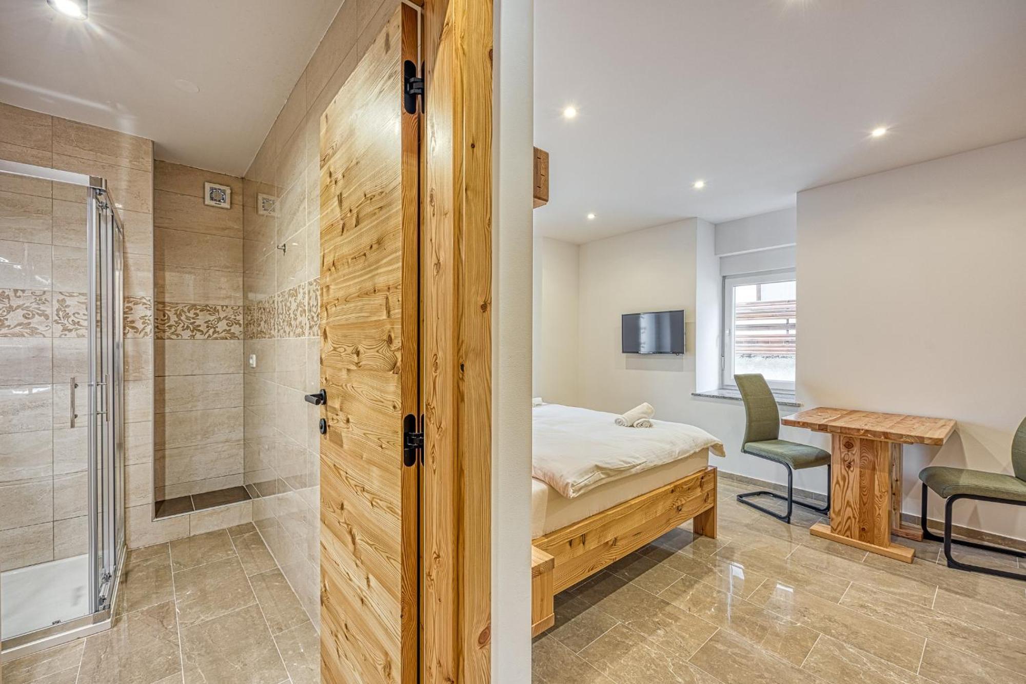 Apartments Viktor Rateče 部屋 写真