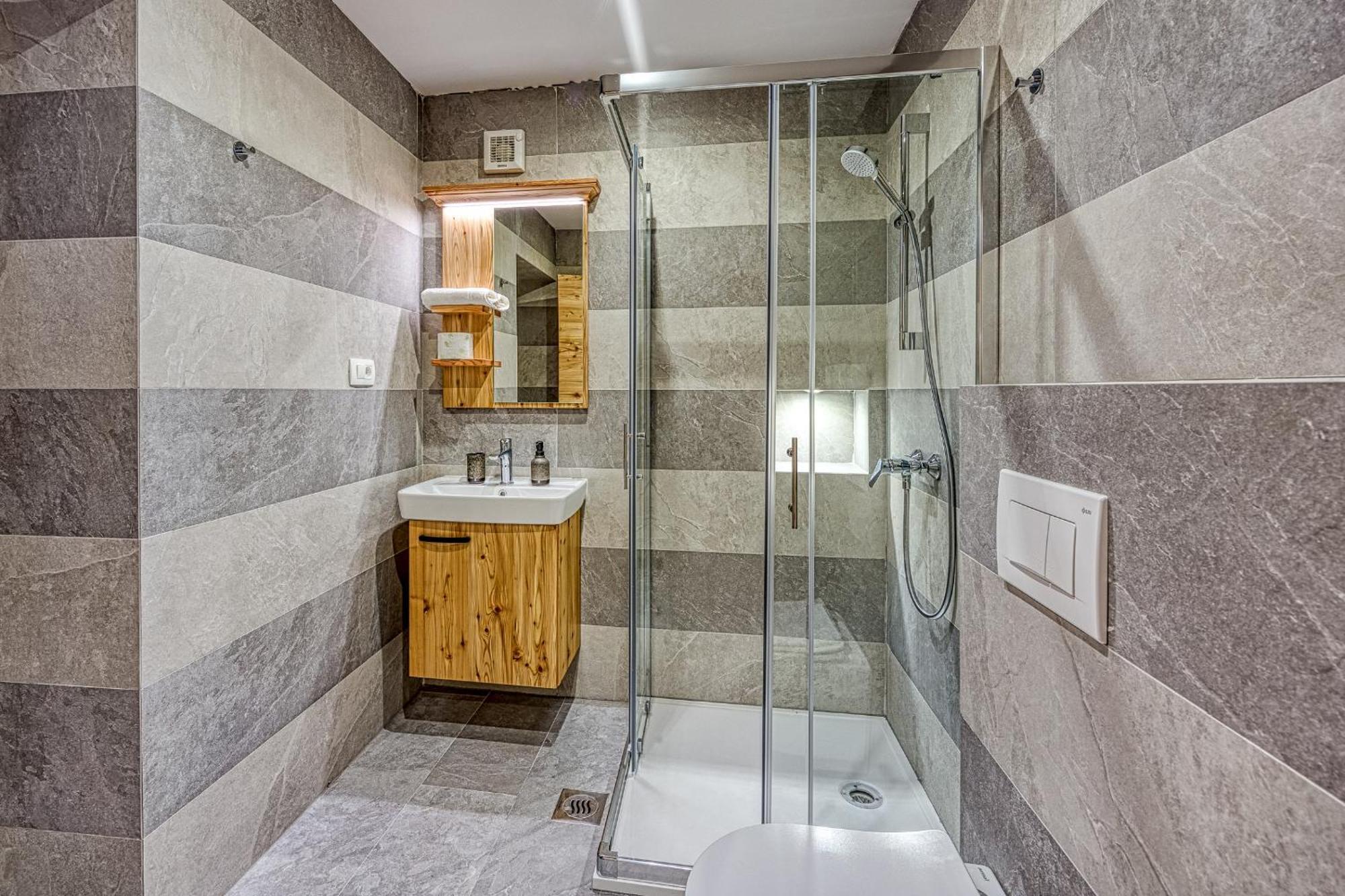 Apartments Viktor Rateče 部屋 写真